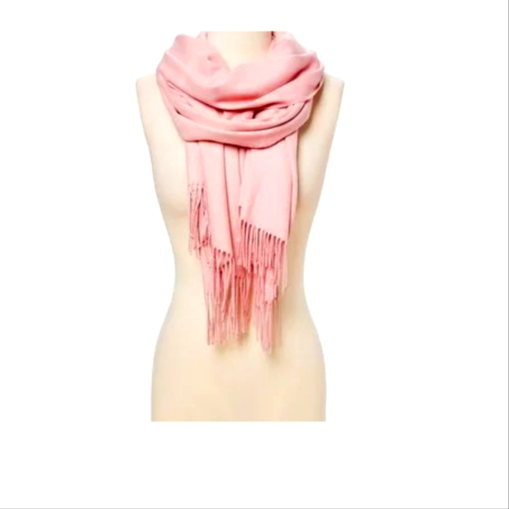 PINK SCARF 🧣 - Picture 3 of 4